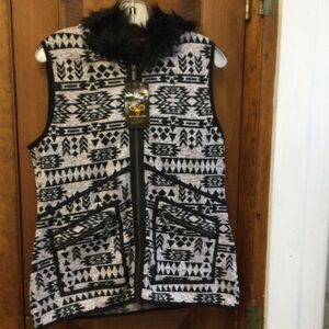 WOOLY BULLY WEAR VEST, NWT, SIZE LARGE